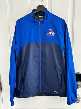 Brooks Men's 2018 Unique Marine Corps Marathon Running Jacket, Size Large